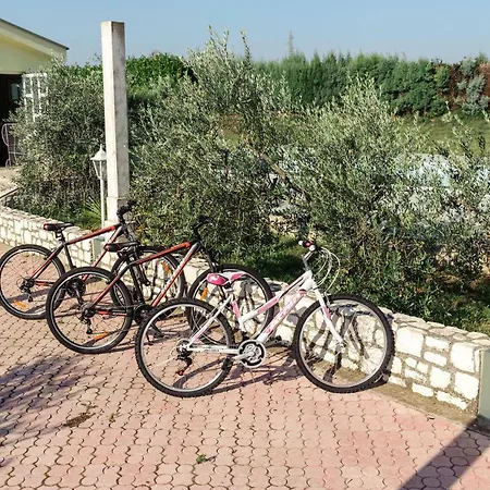 Villa Usce *